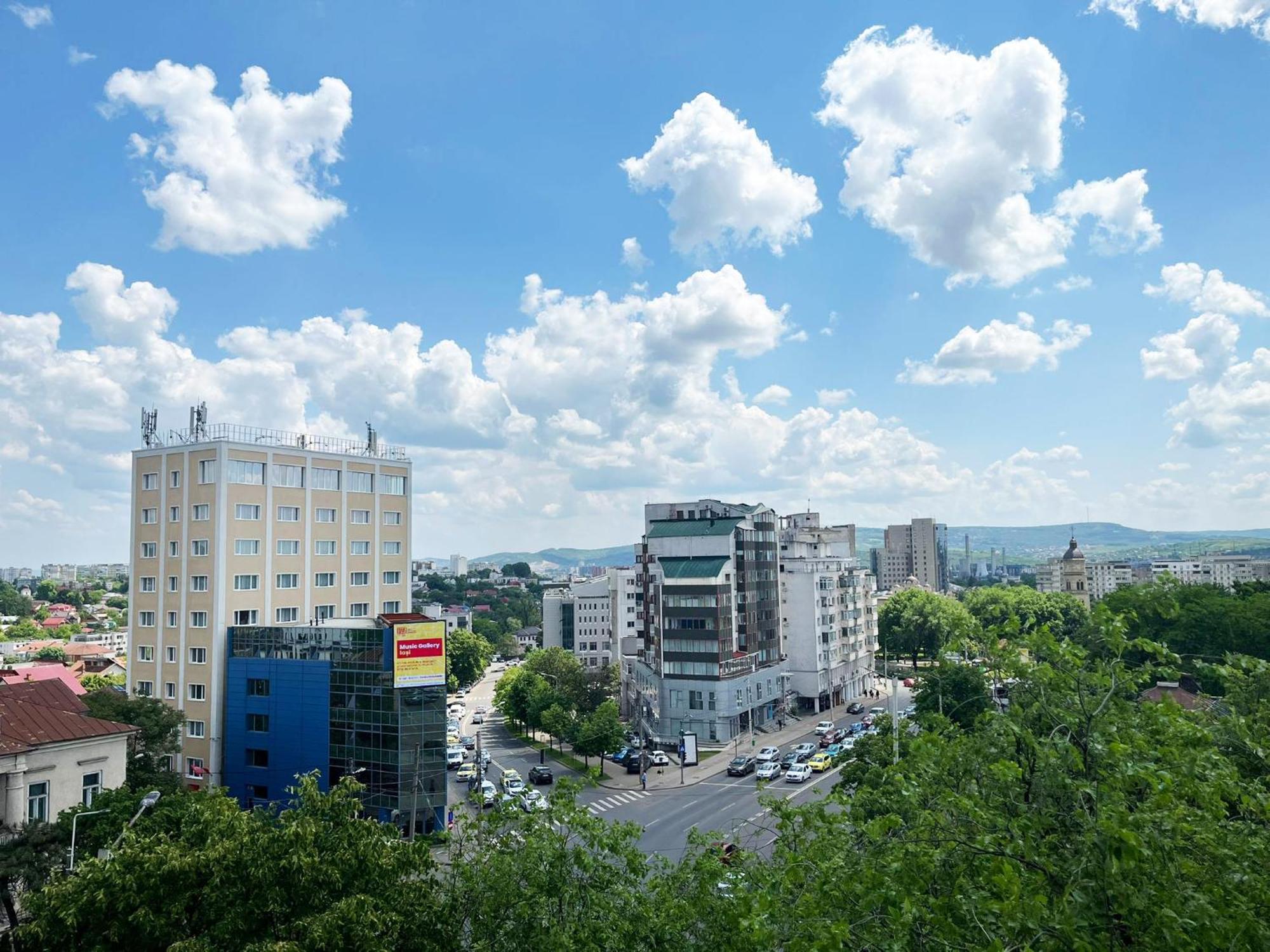 City Center Privat-Sauna Familyconcept Iasi Luaran gambar